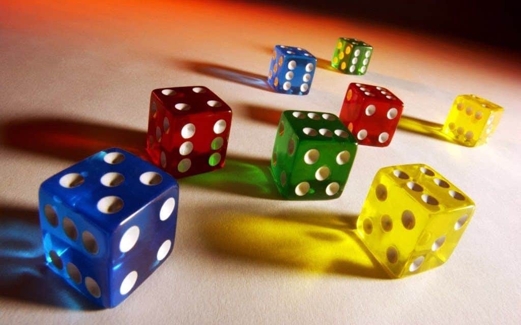 Sơ lược tổng quát luật chơi xí ngầu Poker