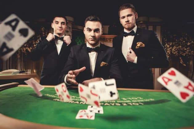 Giúp bạn đơn giản hóa cách lựa chọn sòng bạc Poker trực tuyến Giup ban don gian hoa cach lua chon song bac Poker truc tuyen