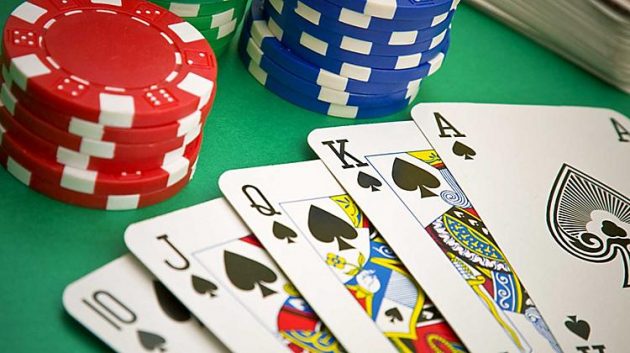 Top nhung tu duy danh game bai poker dinh cao chien thang nha cai