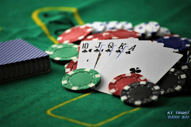 Bí quyết chơi game bài xì tố nắm phần thắng hoàn toàn