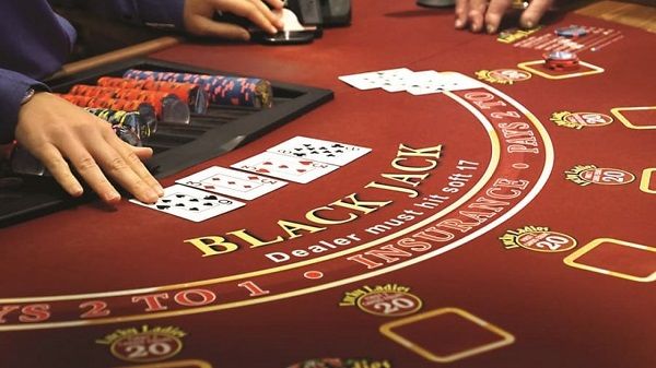 Vai phut de hieu ro ve game bai Blackjack giup ban choi tot hon