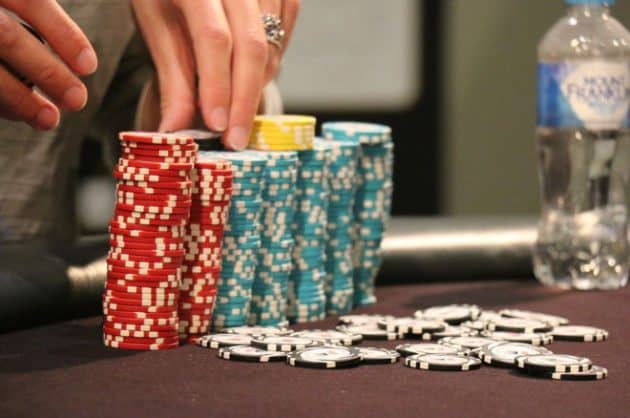 Huong dan cach dieu chinh size Poker 4-bet chi tiet nhat