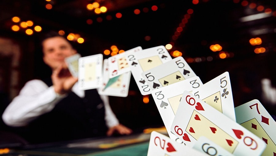 Cách để cho bạn chơi Poker với kỹ năng tuyệt vời hơn và đánh bại mọi đối thủ